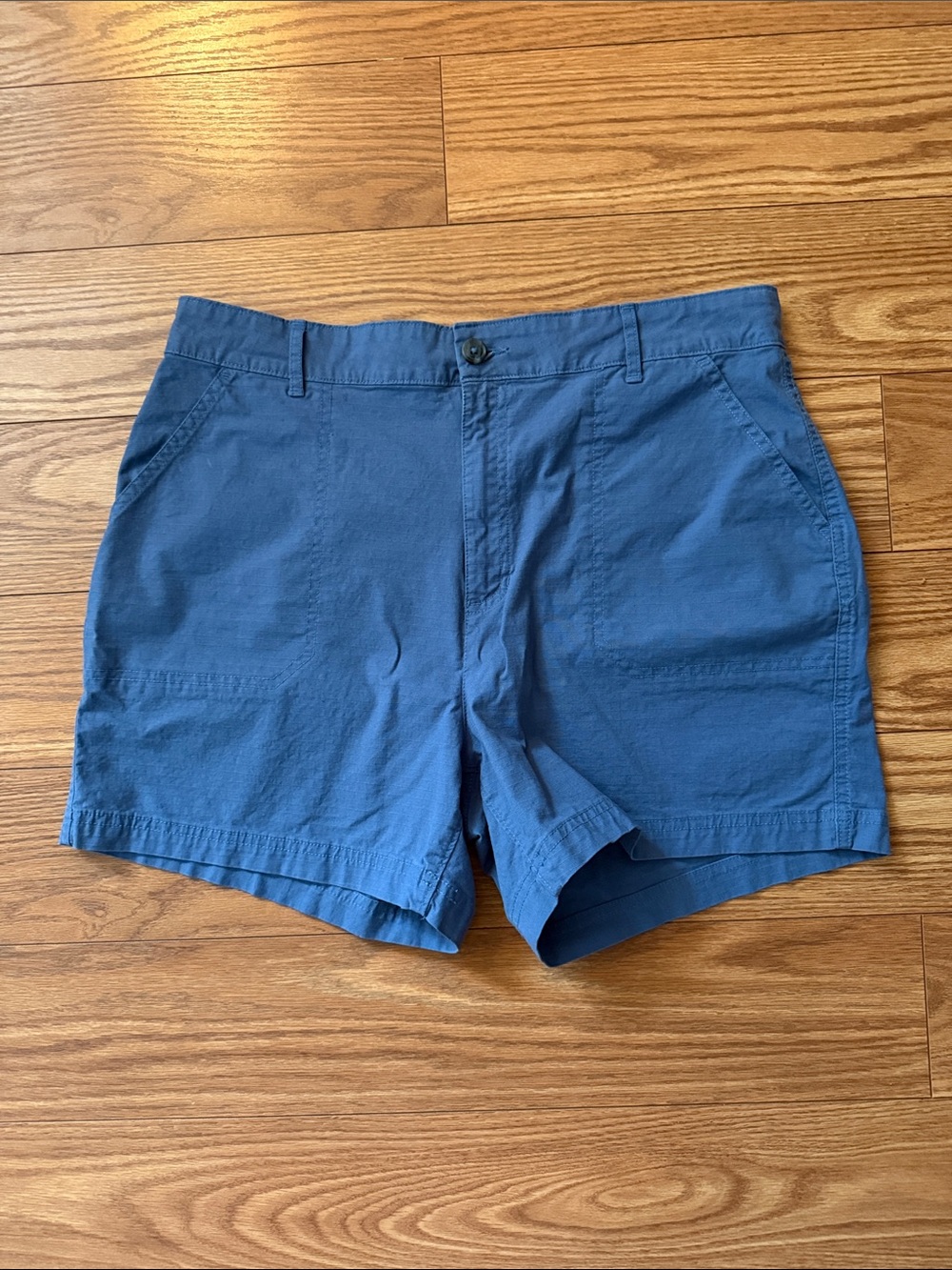 Blue Eddie Bauer Shorts size 14